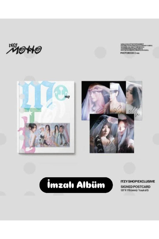 ITZY - [Motto] PHOTOBOOK Ver. İmzalı Album